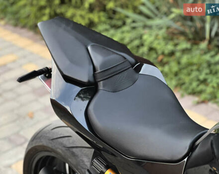 Черный Кавасаки Z 1000, объемом двигателя 1.04 л и пробегом 17 тыс. км за 10999 $, фото 19 на Automoto.ua
