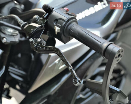 Черный Кавасаки Z 1000, объемом двигателя 1.04 л и пробегом 17 тыс. км за 10999 $, фото 21 на Automoto.ua