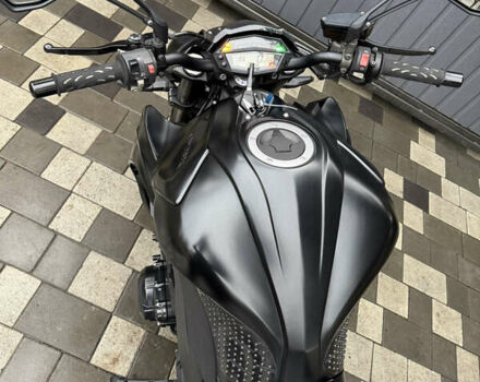 Черный Кавасаки Z 1000, объемом двигателя 1 л и пробегом 21 тыс. км за 12500 $, фото 13 на Automoto.ua