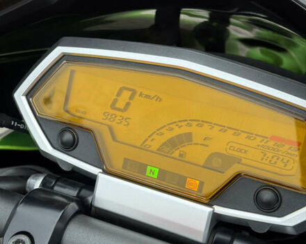 Черный Кавасаки Z 1000, объемом двигателя 1.04 л и пробегом 9 тыс. км за 9000 $, фото 14 на Automoto.ua