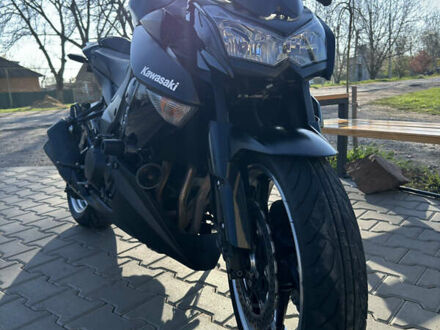 Кавасакі Z 1000 2012 у Любашевке на Automoto.ua Чорний Кавасакі Z 1000, об'ємом двигуна 1.04 л та пробігом 19 тис. км за 9500 $, фото 1 на Automoto.ua