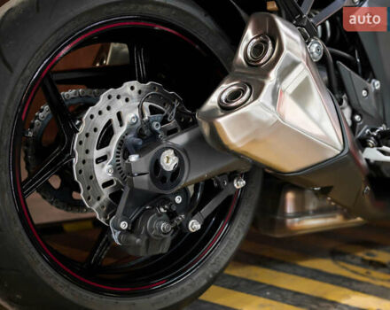 Кавасаки Z 1000, объемом двигателя 1 л и пробегом 4 тыс. км за 14000 $, фото 14 на Automoto.ua