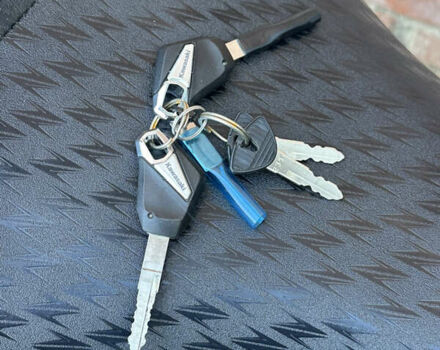 Кавасаки Z 1000, объемом двигателя 1 л и пробегом 29 тыс. км за 11400 $, фото 4 на Automoto.ua