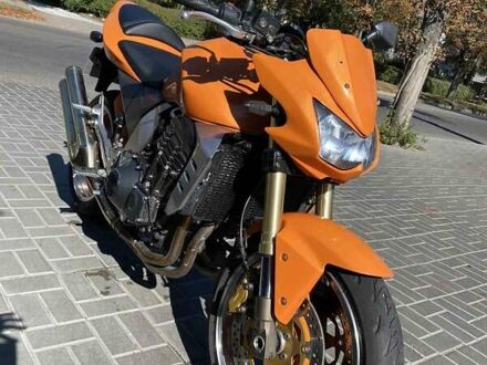 Кавасакі Z 1000 2003 у Кропивницькому (Кіровограді) на Automoto.ua Помаранчевий Кавасакі Z 1000, об'ємом двигуна 0.95 л та пробігом 69 тис. км за 4200 $, фото 1 на Automoto.ua