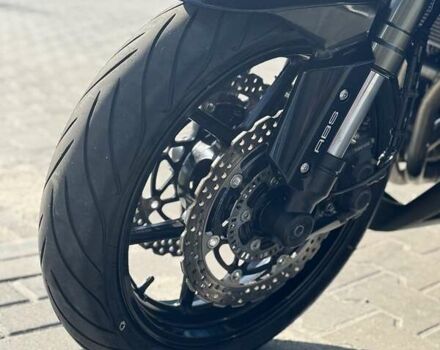 Черный Кавасаки Z 1000SX, объемом двигателя 1 л и пробегом 31 тыс. км за 8999 $, фото 16 на Automoto.ua