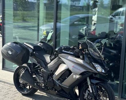 Черный Кавасаки Z 1000SX, объемом двигателя 1 л и пробегом 31 тыс. км за 8999 $, фото 29 на Automoto.ua