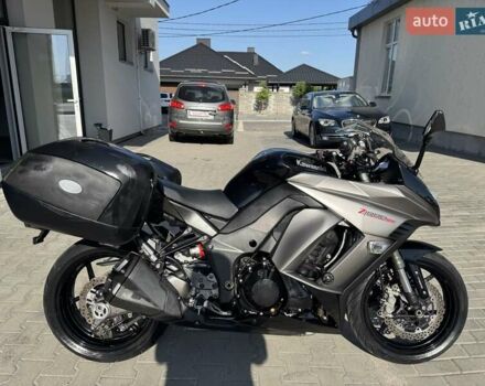 Черный Кавасаки Z 1000SX, объемом двигателя 1 л и пробегом 31 тыс. км за 8999 $, фото 11 на Automoto.ua