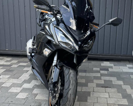Черный Кавасаки Z 1000SX, объемом двигателя 1 л и пробегом 10 тыс. км за 13500 $, фото 1 на Automoto.ua