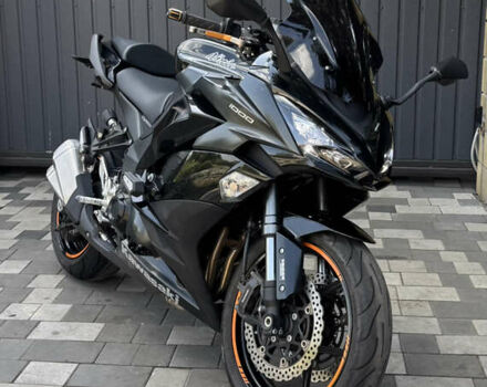Черный Кавасаки Z 1000SX, объемом двигателя 1 л и пробегом 10 тыс. км за 13500 $, фото 4 на Automoto.ua