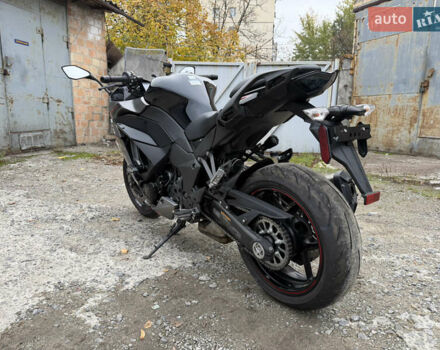 Кавасакі Z 1000SX 2024 у Києві на Automoto.ua Чорний Кавасакі Z 1000SX, об'ємом двигуна 1 л та пробігом 2 тис. км за 14700 $, фото 6 на Automoto.ua