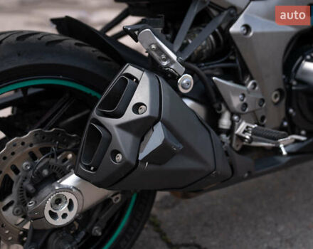 Кавасаки Z 1000SX, объемом двигателя 0 л и пробегом 26 тыс. км за 8300 $, фото 6 на Automoto.ua
