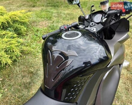 Кавасаки Z 1000SX, объемом двигателя 1 л и пробегом 38 тыс. км за 9500 $, фото 16 на Automoto.ua