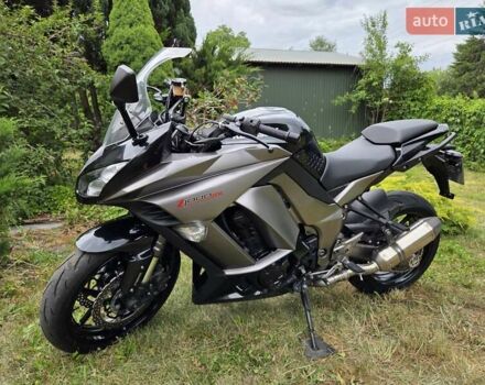 Кавасаки Z 1000SX, объемом двигателя 1 л и пробегом 38 тыс. км за 9500 $, фото 5 на Automoto.ua