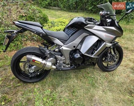 Кавасаки Z 1000SX, объемом двигателя 1 л и пробегом 38 тыс. км за 9500 $, фото 1 на Automoto.ua