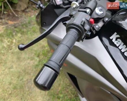 Кавасаки Z 1000SX, объемом двигателя 1 л и пробегом 38 тыс. км за 9500 $, фото 13 на Automoto.ua