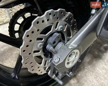 Кавасаки Z 1000SX, объемом двигателя 0 л и пробегом 12 тыс. км за 8900 $, фото 3 на Automoto.ua