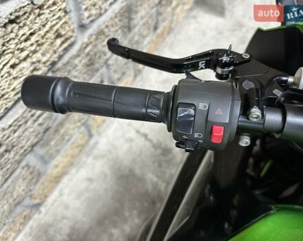 Кавасаки Z 1000SX, объемом двигателя 0 л и пробегом 12 тыс. км за 8900 $, фото 7 на Automoto.ua