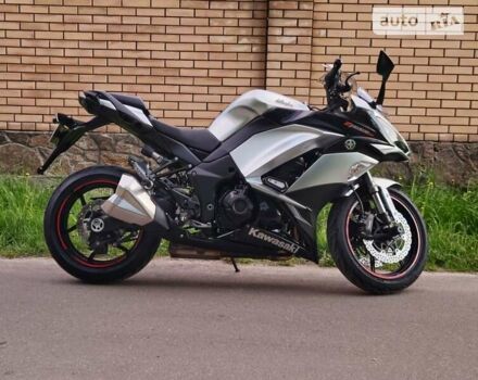 Сірий Кавасакі Z 1000SX, об'ємом двигуна 1 л та пробігом 7 тис. км за 13900 $, фото 4 на Automoto.ua