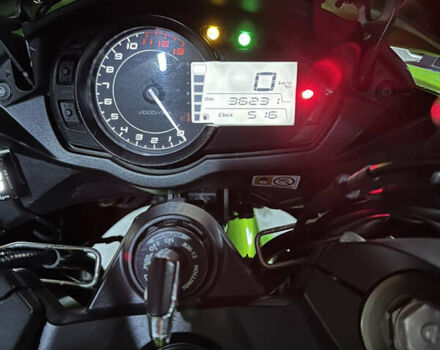 Зелений Кавасакі Z 1000SX, об'ємом двигуна 1.04 л та пробігом 36 тис. км за 8200 $, фото 14 на Automoto.ua
