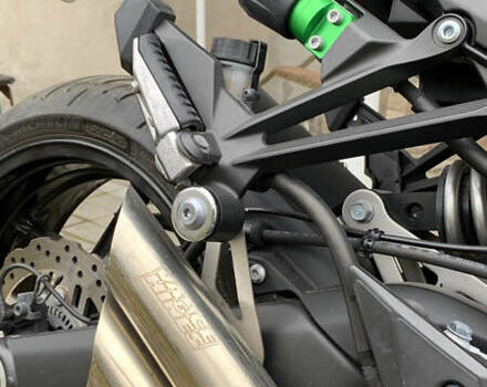 Зелений Кавасакі Z 1000SX, об'ємом двигуна 1.04 л та пробігом 26 тис. км за 11000 $, фото 9 на Automoto.ua