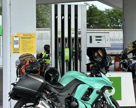 Зелений Кавасакі Z 1000SX, об'ємом двигуна 0 л та пробігом 25 тис. км за 11000 $, фото 7 на Automoto.ua