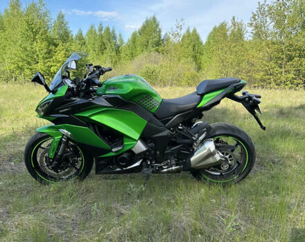 Зелений Кавасакі Z 1000SX, об'ємом двигуна 1 л та пробігом 5 тис. км за 14300 $, фото 47 на Automoto.ua