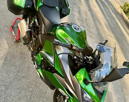Зелений Кавасакі Z 1000SX, об'ємом двигуна 1.04 л та пробігом 3 тис. км за 14500 $, фото 5 на Automoto.ua