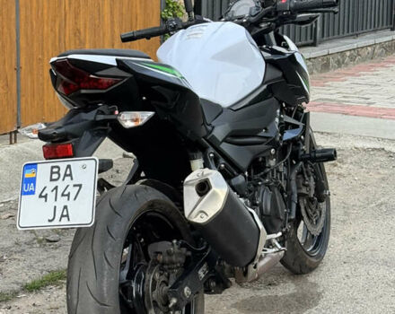 Белый Кавасаки Z 400, объемом двигателя 0.4 л и пробегом 18 тыс. км за 5300 $, фото 3 на Automoto.ua