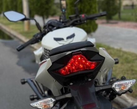 Белый Кавасаки Z 400, объемом двигателя 0.4 л и пробегом 15 тыс. км за 5900 $, фото 1 на Automoto.ua