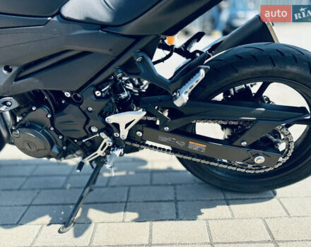 Чорний Кавасакі Z 400, об'ємом двигуна 0.4 л та пробігом 5 тис. км за 5500 $, фото 5 на Automoto.ua