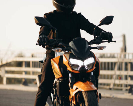 Оранжевый Кавасаки Z 400, объемом двигателя 0.4 л и пробегом 4 тыс. км за 5500 $, фото 3 на Automoto.ua