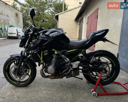 Черный Кавасаки Z 650, объемом двигателя 0.65 л и пробегом 32 тыс. км за 6100 $, фото 5 на Automoto.ua