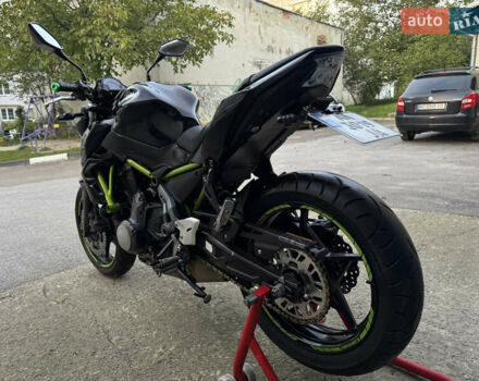 Черный Кавасаки Z 650, объемом двигателя 0.65 л и пробегом 32 тыс. км за 6100 $, фото 4 на Automoto.ua