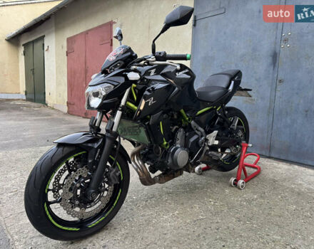 Черный Кавасаки Z 650, объемом двигателя 0.65 л и пробегом 32 тыс. км за 6100 $, фото 6 на Automoto.ua
