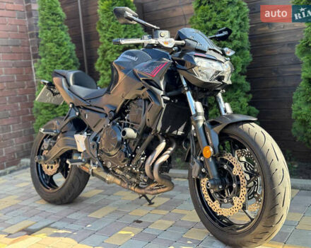 Чорний Кавасакі Z 650, об'ємом двигуна 0 л та пробігом 6 тис. км за 7600 $, фото 3 на Automoto.ua