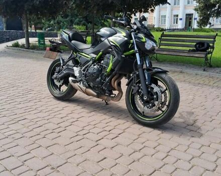 Чорний Кавасакі Z 650, об'ємом двигуна 0 л та пробігом 11 тис. км за 7700 $, фото 9 на Automoto.ua