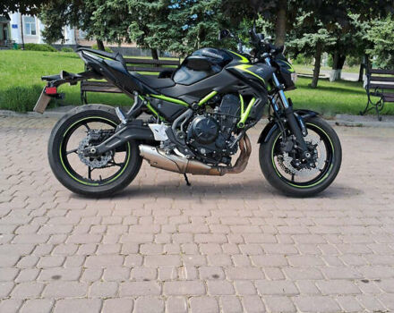 Чорний Кавасакі Z 650, об'ємом двигуна 0.65 л та пробігом 23 тис. км за 7500 $, фото 3 на Automoto.ua