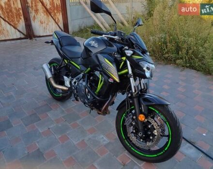 Черный Кавасаки Z 650, объемом двигателя 0.65 л и пробегом 23 тыс. км за 6000 $, фото 1 на Automoto.ua