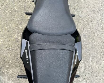 Кавасакі Z 650, об'ємом двигуна 0.65 л та пробігом 0 тис. км за 6100 $, фото 9 на Automoto.ua