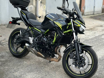 Кавасаки Z 650 2020 в Львове на Automoto.ua Кавасаки Z 650, объемом двигателя 0.65 л и пробегом 11 тыс. км за 7500 $, фото 1 на Automoto.ua