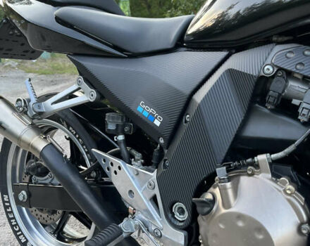 Черный Кавасаки Z 750, объемом двигателя 0.7 л и пробегом 59 тыс. км за 4800 $, фото 7 на Automoto.ua