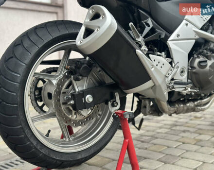 Чорний Кавасакі Z 750, об'ємом двигуна 0.75 л та пробігом 5 тис. км за 6600 $, фото 3 на Automoto.ua