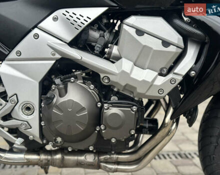 Чорний Кавасакі Z 750, об'ємом двигуна 0.75 л та пробігом 5 тис. км за 6600 $, фото 4 на Automoto.ua