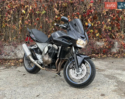 Черный Кавасаки Z 750, объемом двигателя 0.75 л и пробегом 35 тыс. км за 4950 $, фото 2 на Automoto.ua