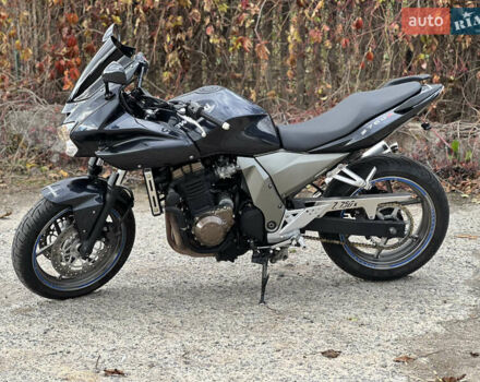 Черный Кавасаки Z 750, объемом двигателя 0.75 л и пробегом 35 тыс. км за 4950 $, фото 9 на Automoto.ua