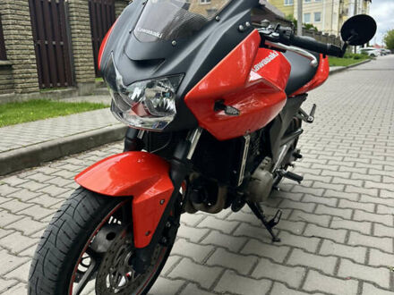 Кавасаки Z 750 2007 в Луцке на Automoto.ua Красный Кавасаки Z 750, объемом двигателя 0.75 л и пробегом 53 тыс. км за 5000 $, фото 1 на Automoto.ua