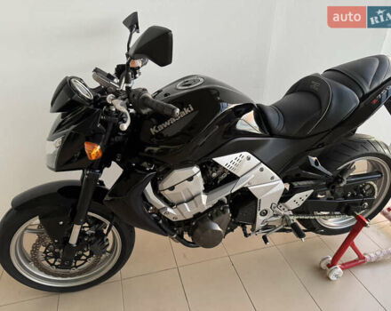 Кавасаки Z 750, объемом двигателя 0.75 л и пробегом 9 тыс. км за 6900 $, фото 9 на Automoto.ua