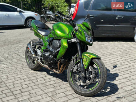 Кавасаки Z 750 2010 в Днепре (Днепропетровске) на Automoto.ua Кавасаки Z 750, объемом двигателя 0.75 л и пробегом 18 тыс. км за 6999 $, фото 1 на Automoto.ua