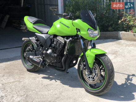 Кавасакі Z 750 2004 у Вінниці на Automoto.ua Зелений Кавасакі Z 750, об'ємом двигуна 0.75 л та пробігом 27 тис. км за 4700 $, фото 1 на Automoto.ua