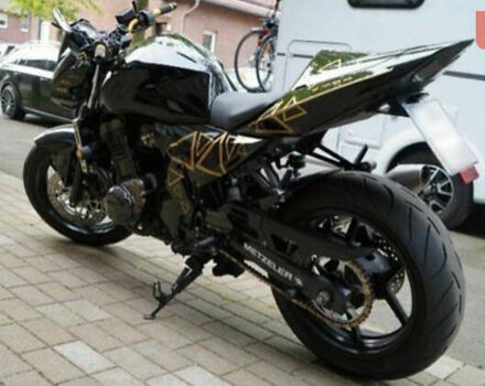Черный Кавасаки Z 750R, объемом двигателя 0.75 л и пробегом 59 тыс. км за 5900 $, фото 2 на Automoto.ua
